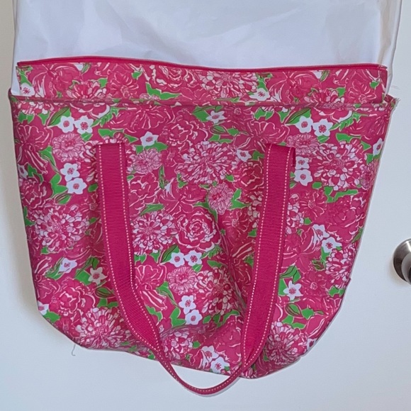 Lilly Pulitzer Beach Rose Insulated Tote - Picture 2 of 7